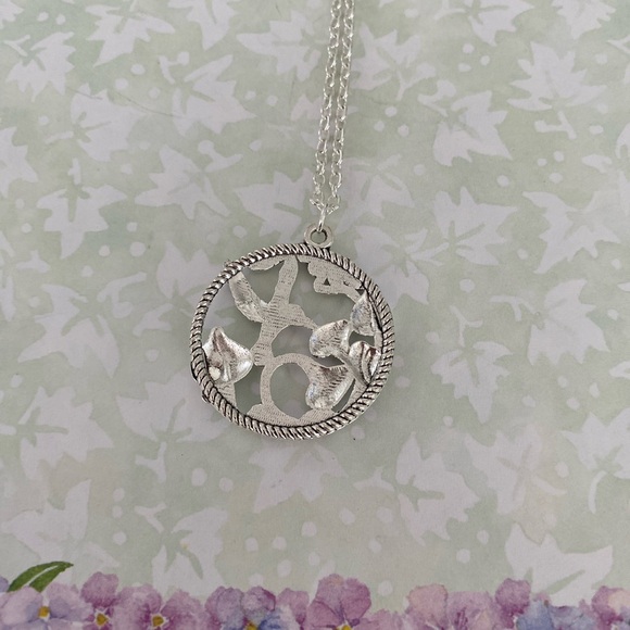 Hummingbird Flower Pendant Necklace - Picture 4 of 4